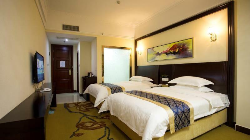 Longhui Business Hotel ฮุ่ยโจว ภายนอก รูปภาพ
